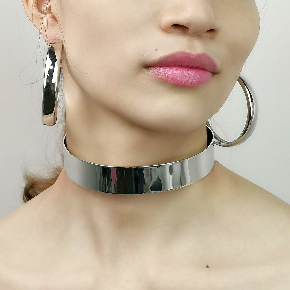 Sleek High-Polish Broad Torque Day Collar 4 Sleek High-Polish Broad Torque Day Collar