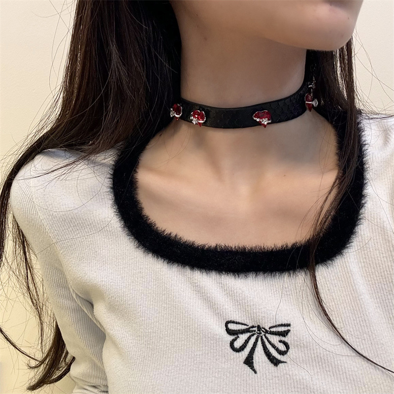 Enchanted Ruby Heart Studded Day Collar 3 Enchanted Ruby Heart Studded Day Collar